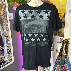 Men’s American eagle t shirt